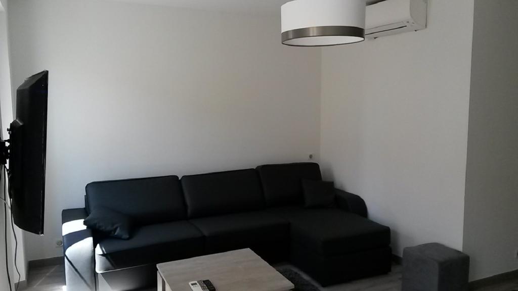 Апартаменты Safranier Townhouse Антиб Номер фото